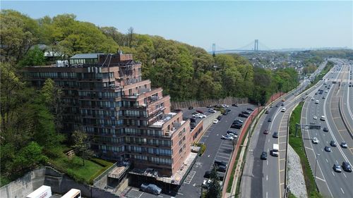 apt-707-755 Narrows Rd N, Staten Island, NY, 10304-1537 | Card Image