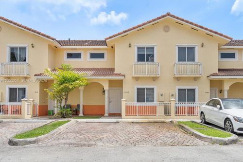 7478 Nw 180th Ter, Hialeah, FL, 33015-8449 | Card Image