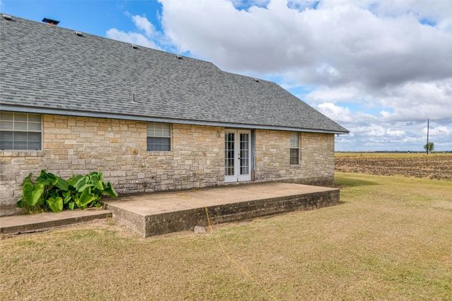 615 County Road 357, House other with 3 bedrooms, 2 bathrooms and 2 parking in Granger TX | Image 27