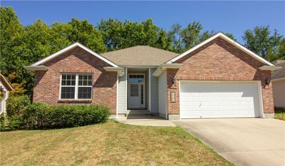 312 Nw 26th Street, House other with 3 bedrooms, 2 bathrooms and null parking in Blue Springs MO | Image 2