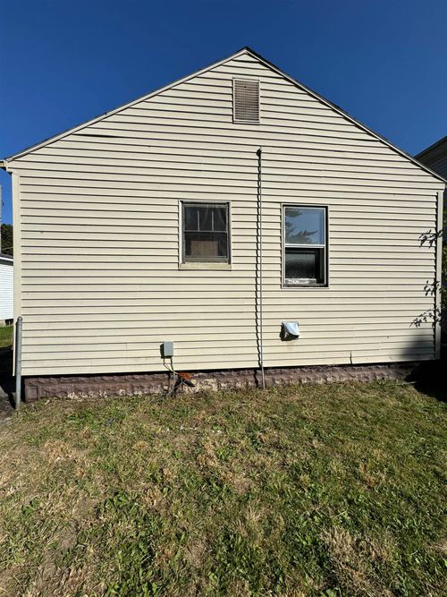 3217 Arlene Ave, Flint, MI, 48503-3213 | Card Image