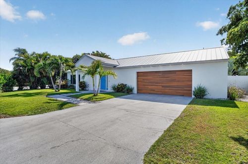 2201 Webber St, Sarasota, FL, 34239-5331 | Card Image