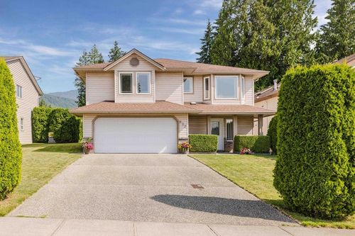 832 Aurora Way, Gibsons, BC, V0N1V9 | Card Image