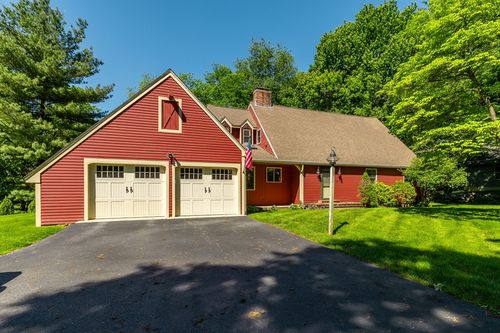 322 Spring St, Shrewsbury, MA, 01545-5032 | Card Image