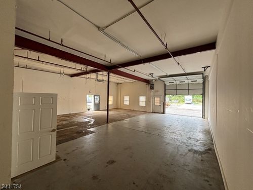 81 Industrial Rd, Berkeley Heights, NJ, 07922-1539 | Card Image