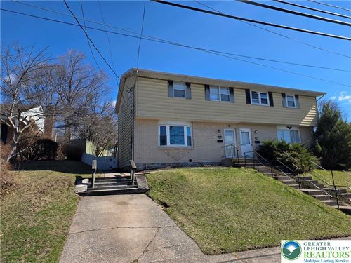 2627 Cherryville Rd, NORTHAMPTON, PA, 18067-1127 | Card Image