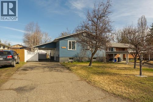1212 Genevieve Cres, Prince George, BC, V2M4K4 | Card Image