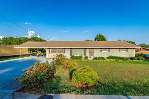 100 Osborn Ct, Chickamauga, GA, 30707-2811 | Card Image