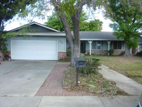 8228 Richland Way, Stockton, CA, 95209-2728 | Card Image