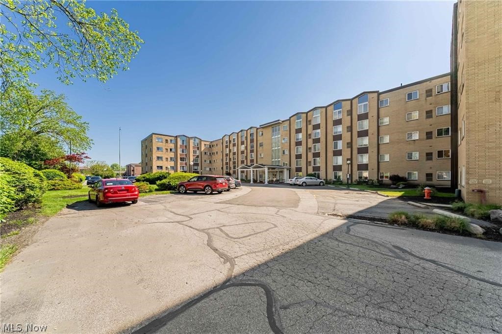 Residential Lease in North Olmsted 2