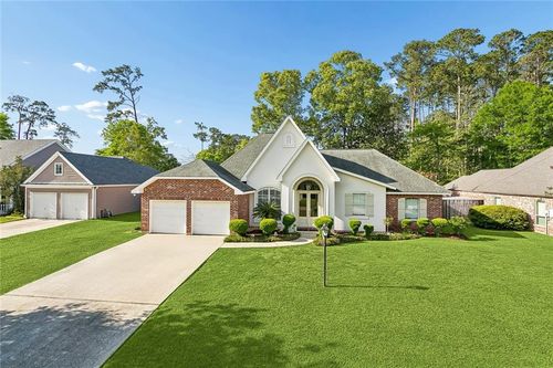 673 Sweet Bay Dr, Mandeville, LA, 70448-6275 | Card Image