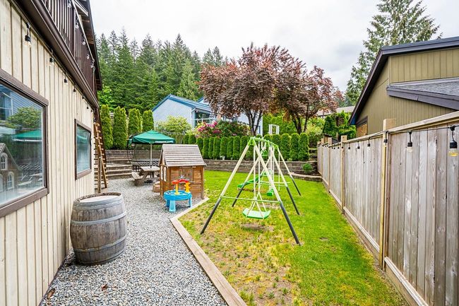 6 Elsdon Bay, House other with 5 bedrooms, 3 bathrooms and 8 parking in Port Moody BC | Image 35