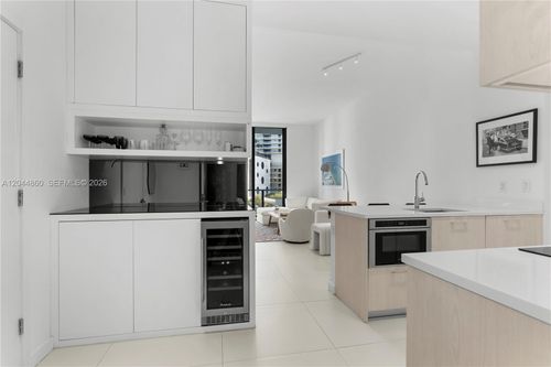 204-501 Ne 31st St, Miami, FL, 33137-4476 | Card Image