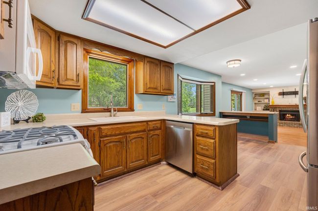 10715 Windsor Woods Blvd, House other with 4 bedrooms, 3 bathrooms and null parking in Fort Wayne IN | Image 14