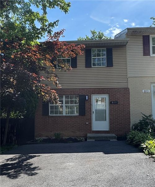 811 S Armour St, Allentown, PA, 18103-3364 | Card Image