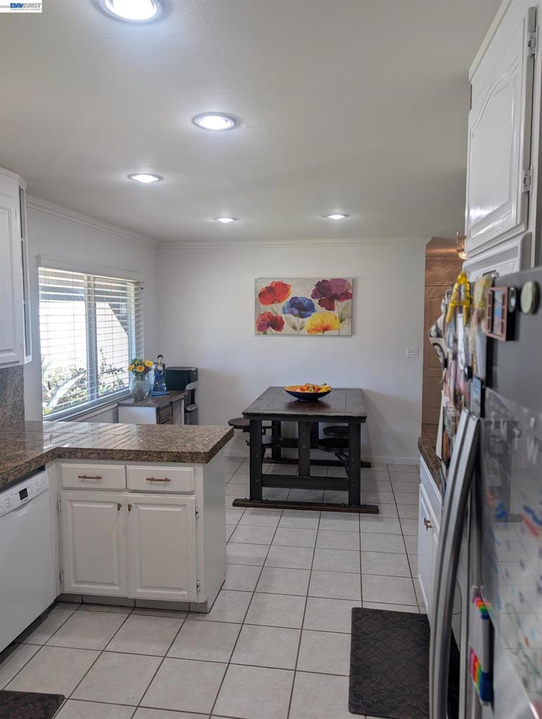 Residential Lease in Pleasanton 4