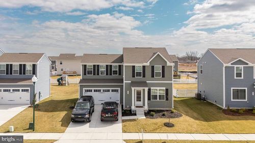 515 Peachtree Ln, SEAFORD, DE, 19973-7612 | Card Image