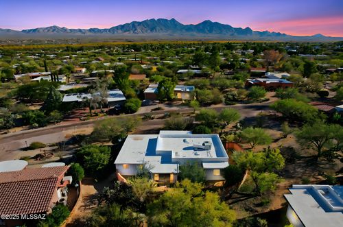 656 S Paseo De Amigos, Green Valley, AZ, 85614-1928 | Card Image