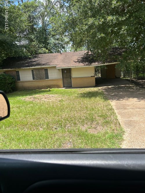 2955 Greenview Dr, Jackson, MS, 39212-2919 | Card Image