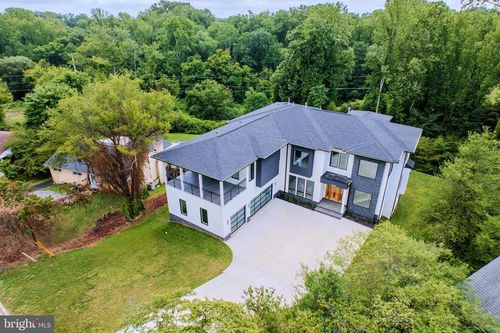 1434 Waggaman Cir, MCLEAN, VA, 22101-4004 | Card Image