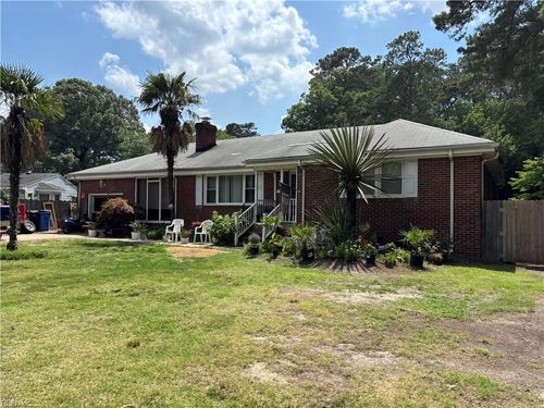 111 Goldcrest Drive, Chesapeake, VA, 23325 | Card Image