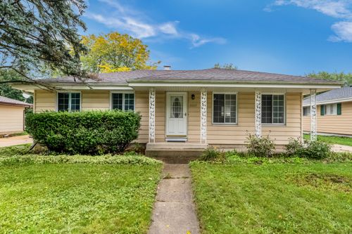 8254 N 106th St, Milwaukee, WI, 53224-2610 | Card Image