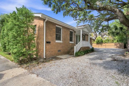 71 Gadsden St, Charleston, SC, 29401-1118 | Card Image