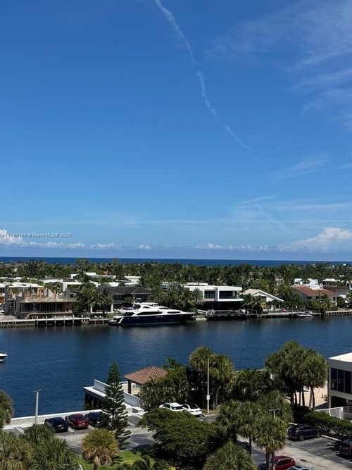 apt-835-20505 E Country Club Dr, Aventura, FL, 33180-3038 | Card Image