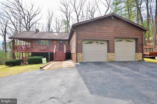 241 Jennifer Dr, HUNTINGDON, PA, 16652-9647 | Card Image