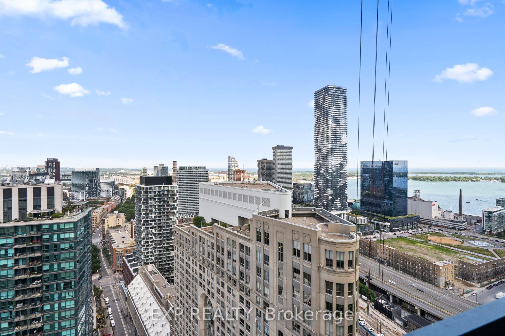 Residential Lease in Toronto C08 5