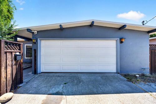 1111 Marionola Way, Pinole, CA, 94564 | Card Image