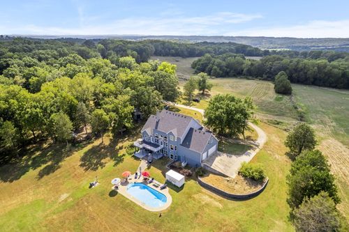 880 Roberts Rdg, Kissee Mills, MO, 65680-8341 | Card Image