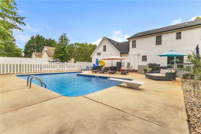325 Regency Cir, House other with 5 bedrooms, 4 bathrooms and null parking in Anderson SC | Image 33