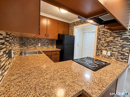 30-163 South Street, Danbury, CT, 06810 | Card Image