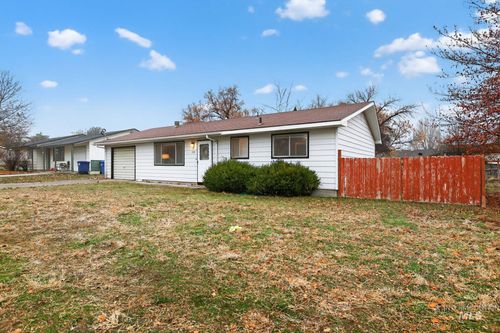 753 17th Ave E, Jerome, ID, 83338-1508 | Card Image