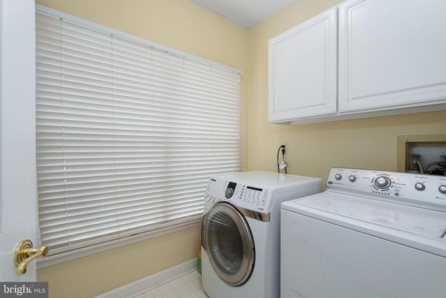 111 Saint Clair Ct, Townhouse with 3 bedrooms, 3 bathrooms and null parking in Princeton NJ | Image 17