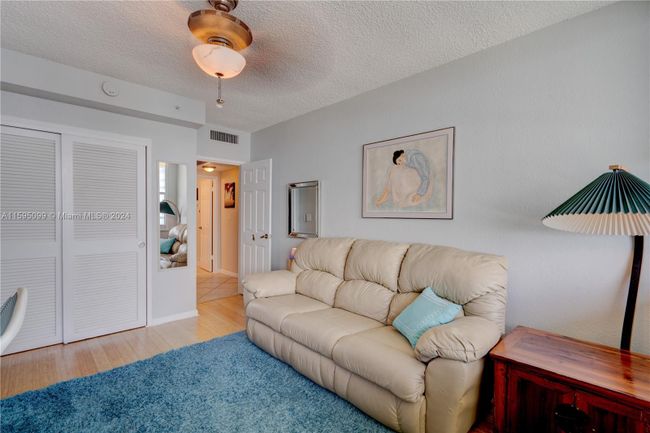 PH35 - 2501 S Ocean Dr, Condo with 2 bedrooms, 2 bathrooms and null parking in Hollywood FL | Image 13