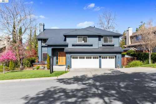 2775 Cantor Dr, Morgan Hill, CA, 95037-3946 | Card Image