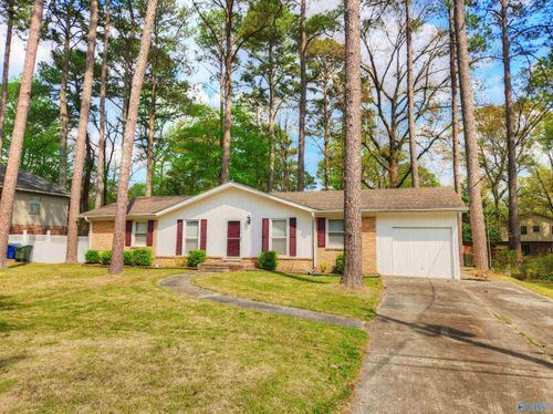 510 Hermitagewood Dr Nw, Huntsville, AL, 35806-1819 | Card Image