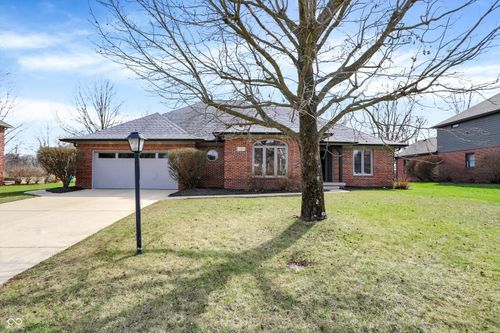 7419 Franklin Parke Blvd, Indianapolis, IN, 46259-9735 | Card Image