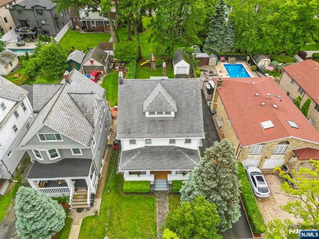 74 Oakdene Ave, House other with 6 bedrooms, 3 bathrooms and null parking in Cliffside Park NJ | Image 32