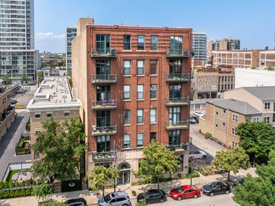 606 - 1632 S Indiana Avenue, Condo with 1 bedrooms, 1 bathrooms and 1 parking in Chicago IL | Image 1