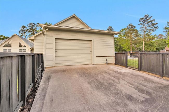 11426 Willis Waukegan Rd, House other with 3 bedrooms, 2 bathrooms and 4 parking in Conroe TX | Image 29