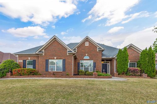 102 Woodmere Ct, Madison, AL, 35756-4180 | Card Image