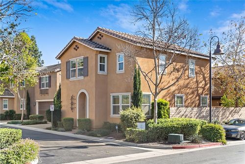 730 N Via Barolo, Ontario, CA, 91764 | Card Image