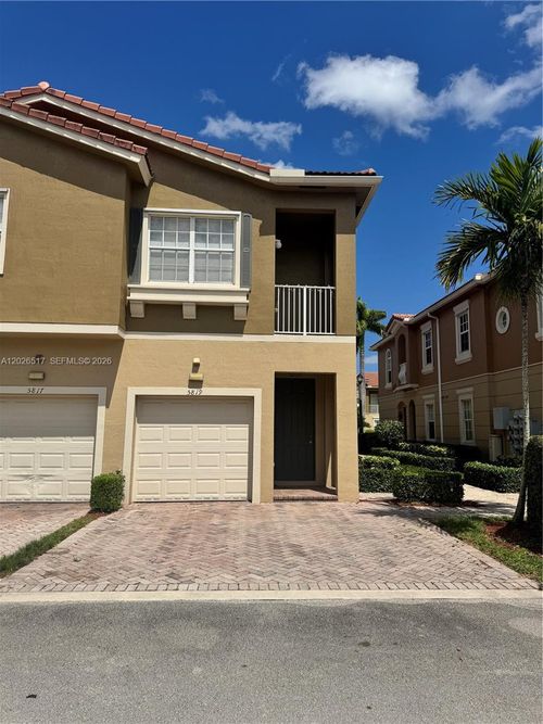 5819 Hampton Hills Blvd, Tamarac, FL, 33321-4193 | Card Image
