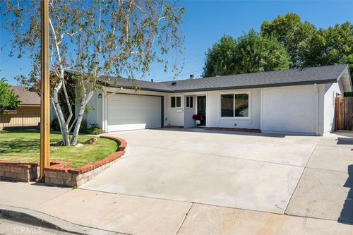 27912 Newbird Dr, Saugus, CA, 91350-1937 | Card Image