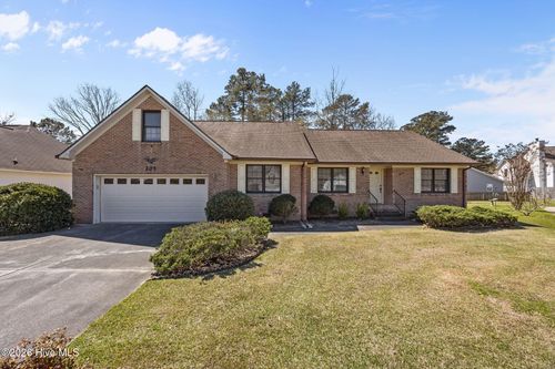 203 Mahaffey Ct, New Bern, NC, 28560-9495 | Card Image