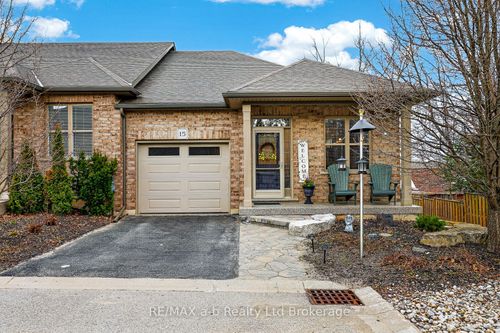 15-111 King St E, Ingersoll, ON, N5C1G8 | Card Image