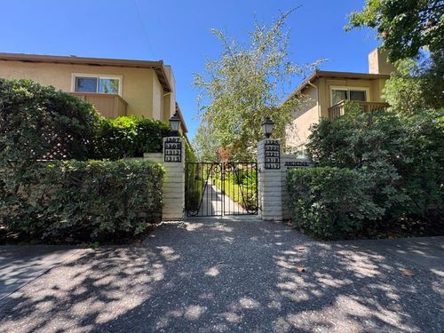 1323 Hoover St, Menlo Park, CA, 94025-4216 | Card Image